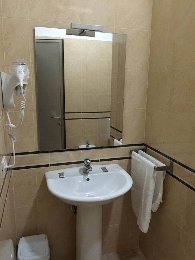 Herges Hotel Durres Exterior photo